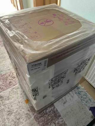 **** *.
