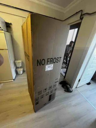 M** K.