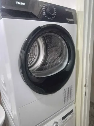 g** M.