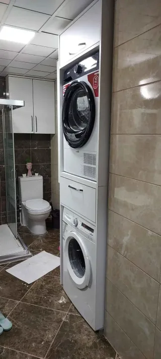 S** T.