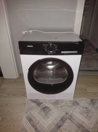**** *.