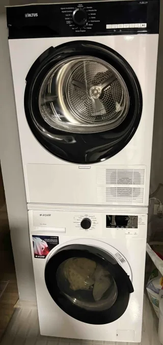 G** K.