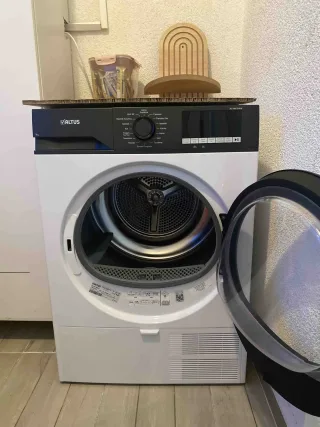 **** *.