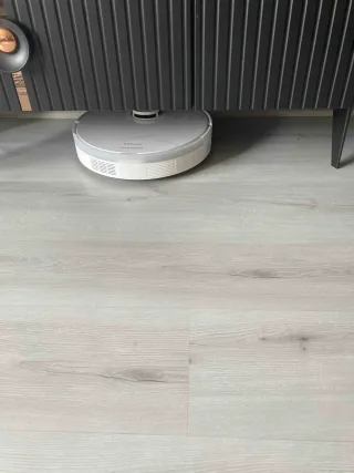 F** O.