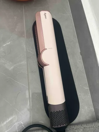 **** *.