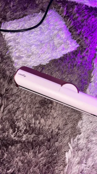 **** *.