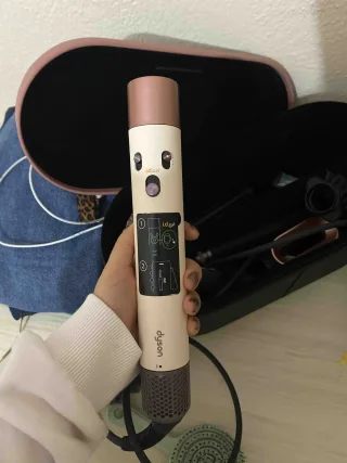 İ** K.