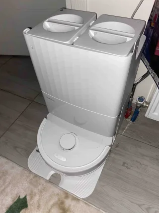 H** K.