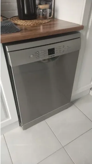 a***