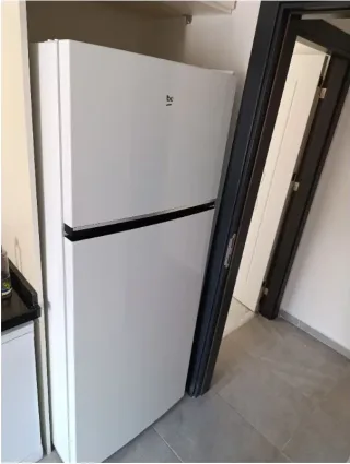S*********