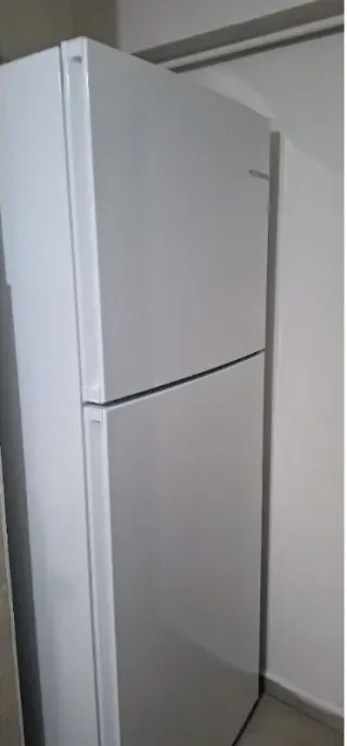 O***