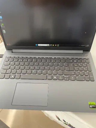 S*****