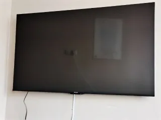 E*******