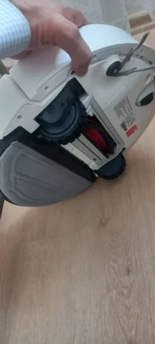 İ****