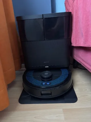 S****