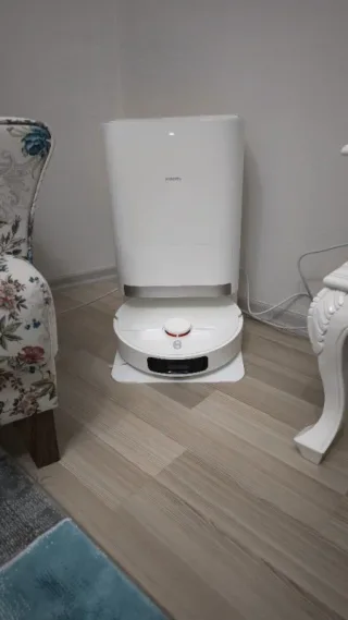 Ö****