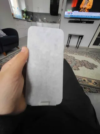 M** K.